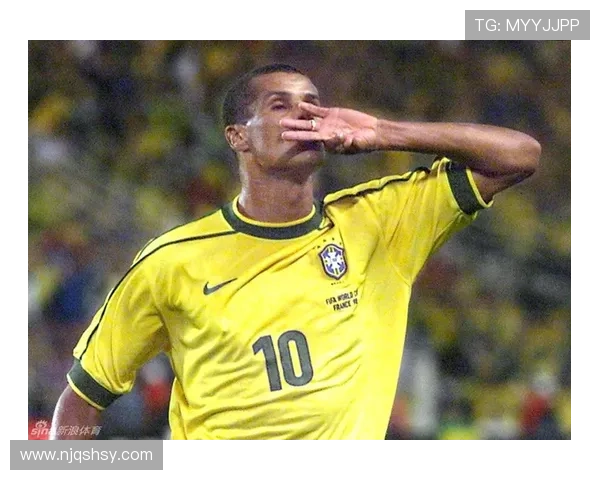 全球足球明星全名英文汇总及其职业生涯成就分析